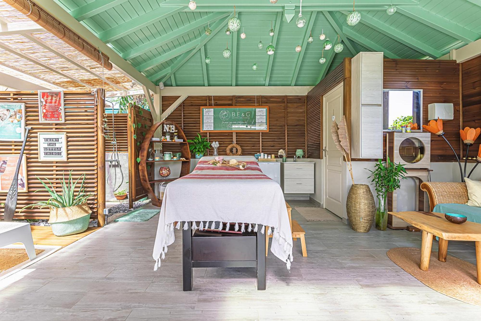 Magnifique Bungalow Et Jacuzzi Au Coeur Des Plages Le Moule Luaran gambar