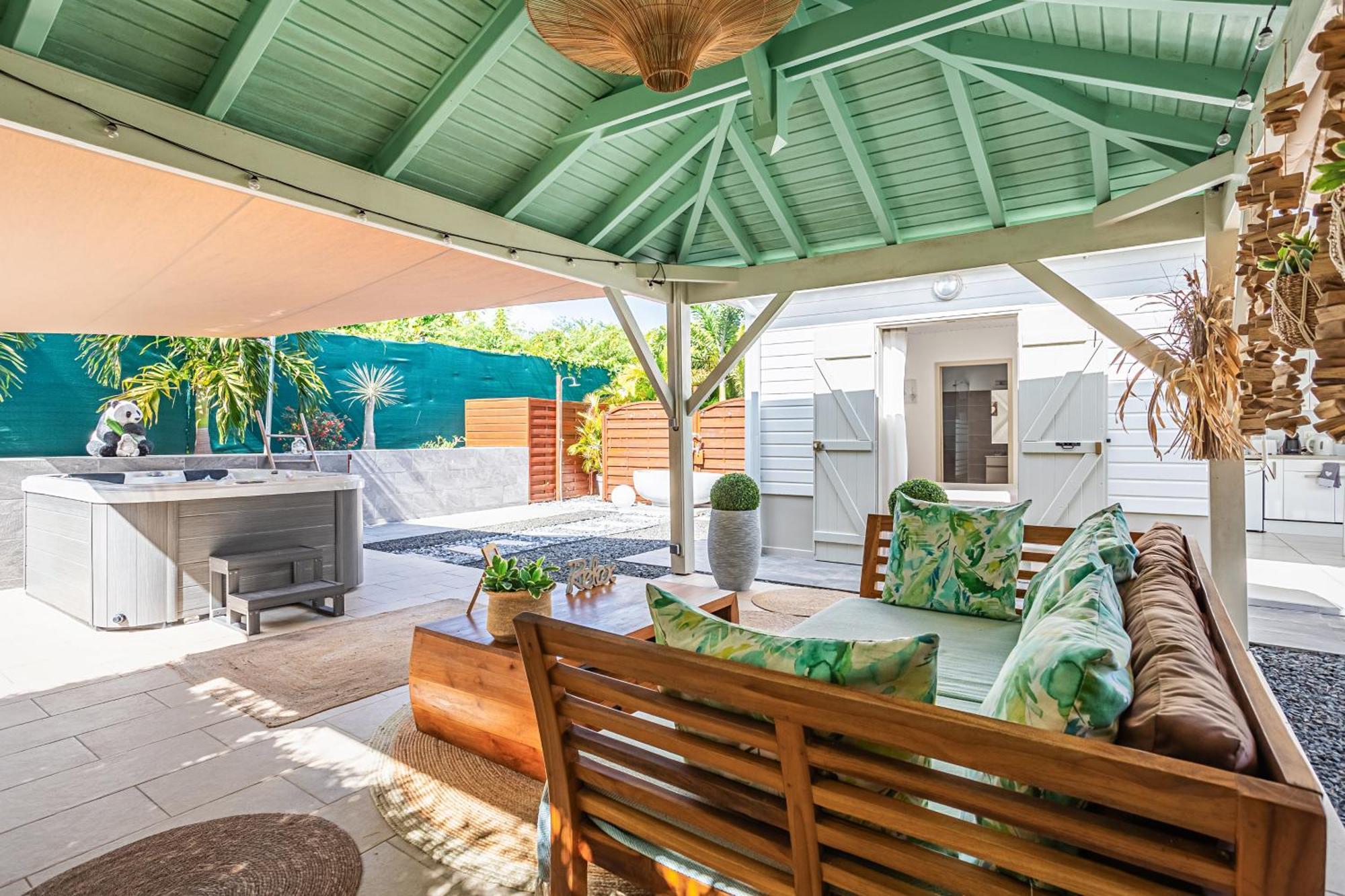 Magnifique Bungalow Et Jacuzzi Au Coeur Des Plages Le Moule Luaran gambar